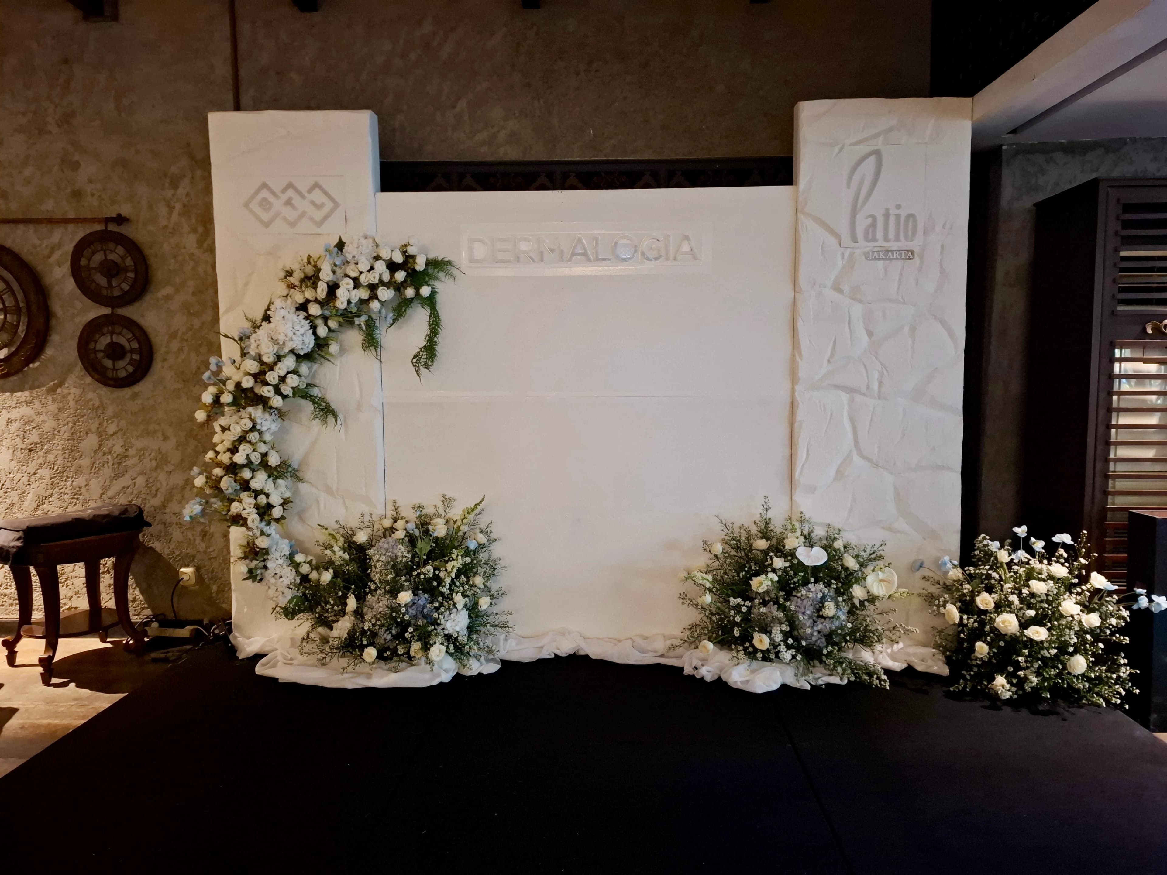 Dekorasi Flower Decoration - 0343fee5-a593-4610-a8c0-bb48628f645b.webp