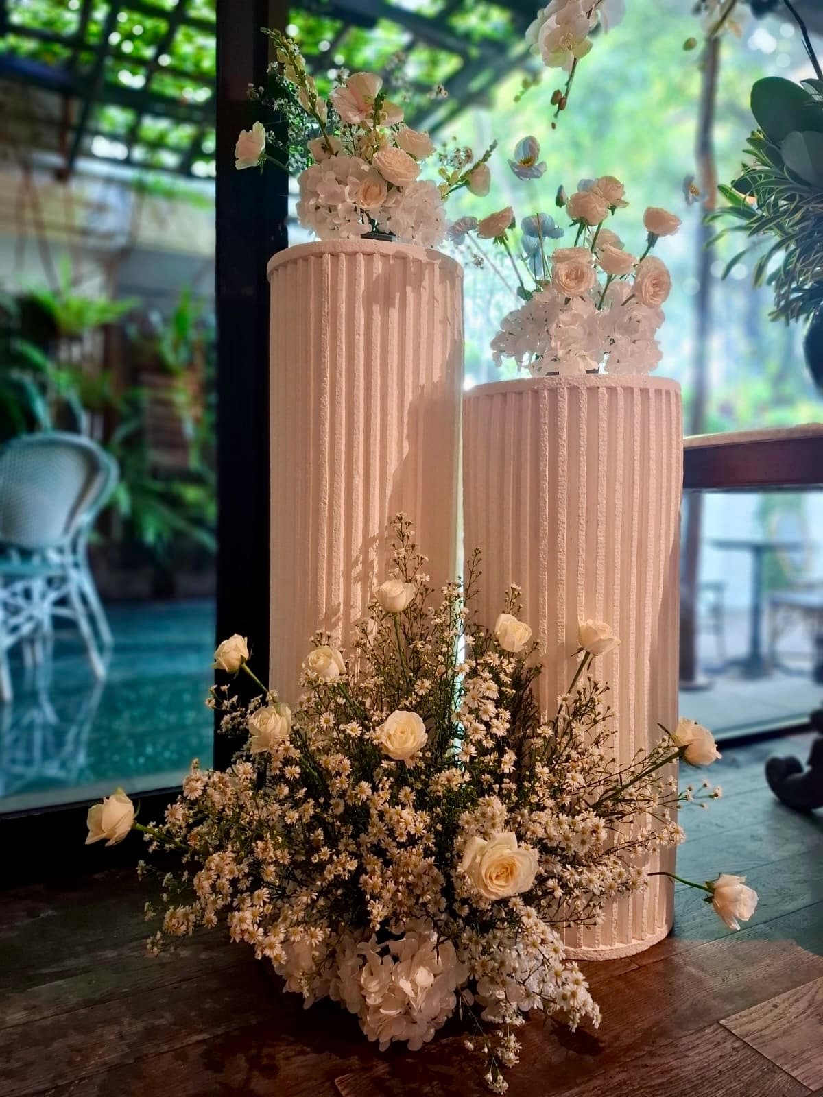 Dekorasi Flower Decoration - 302d8a5c-e76c-46d8-81b3-7a0a07e86a7f.webp